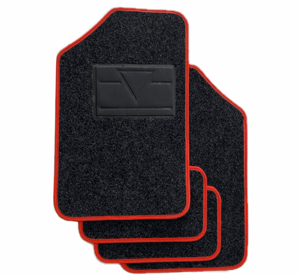 Set 4 Tappetini In Moquette Per Auto Con Borso Rosso Universali